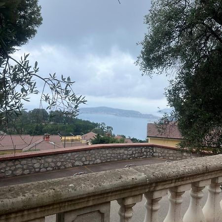 Bas De Villa Vue Mer Eze Village Екстериор снимка